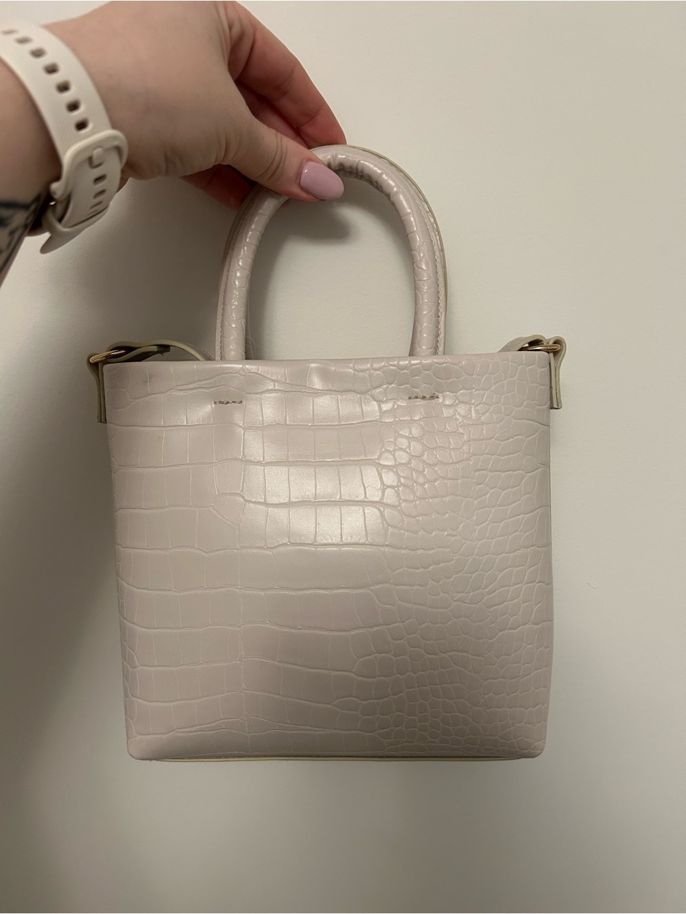 H&M Vegan Crocodile pattern Mini Tote in off white. New with tags. Small Purse - Picture 2 of 3